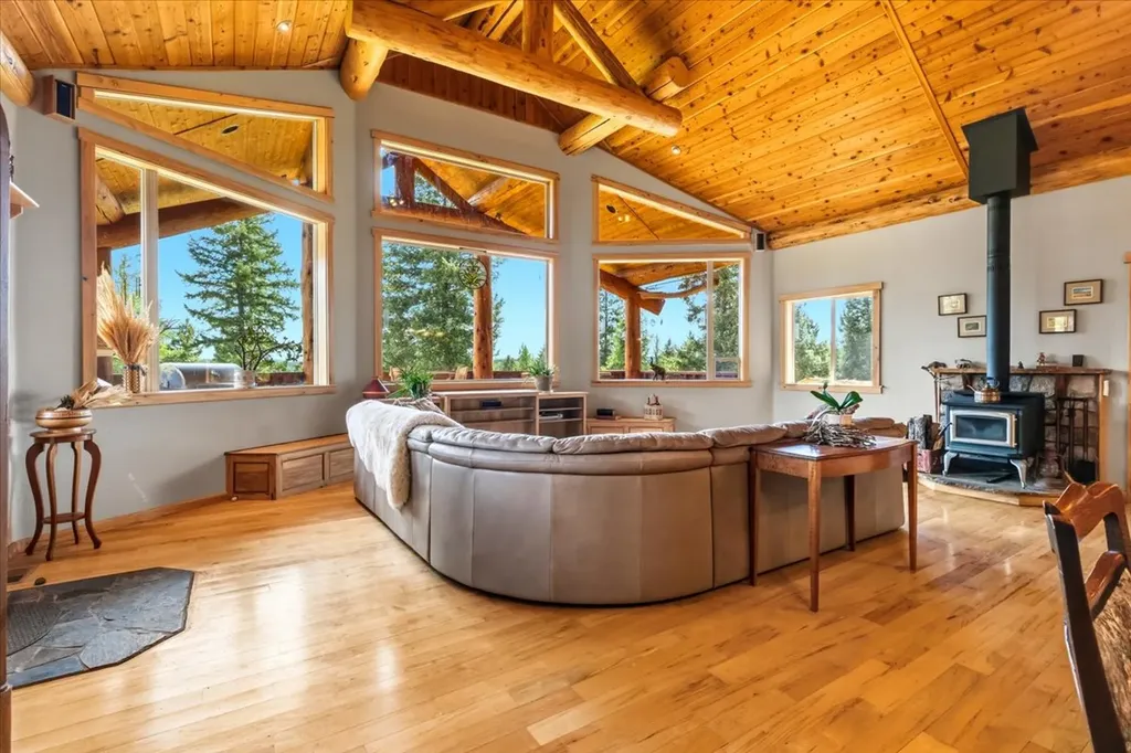 130 Glen Hills Drive Eureka MT 59917