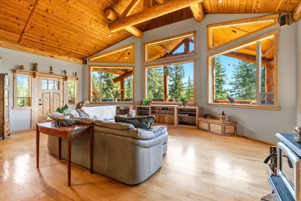 130 Glen Hills Drive Eureka MT 59917