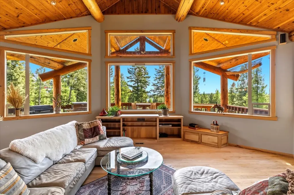 130 Glen Hills Drive Eureka MT 59917