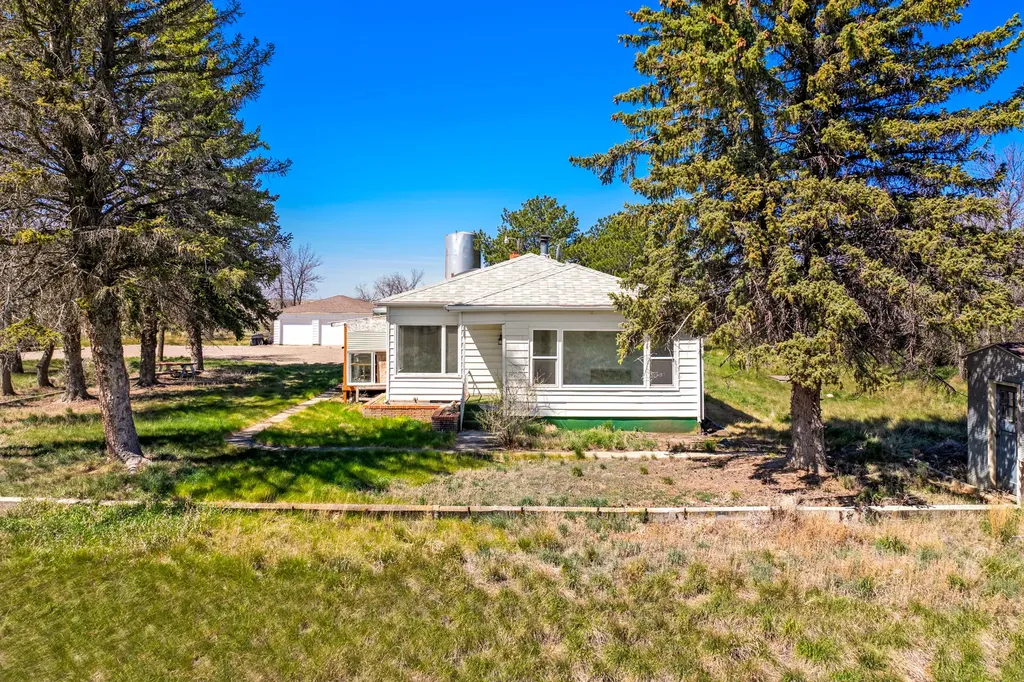 4350 Mt Highway 223 Chester MT 59522