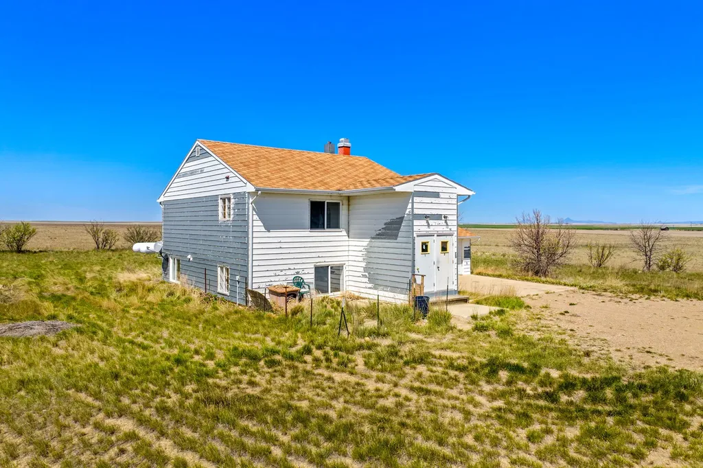 4350 Mt Highway 223 Chester MT 59522