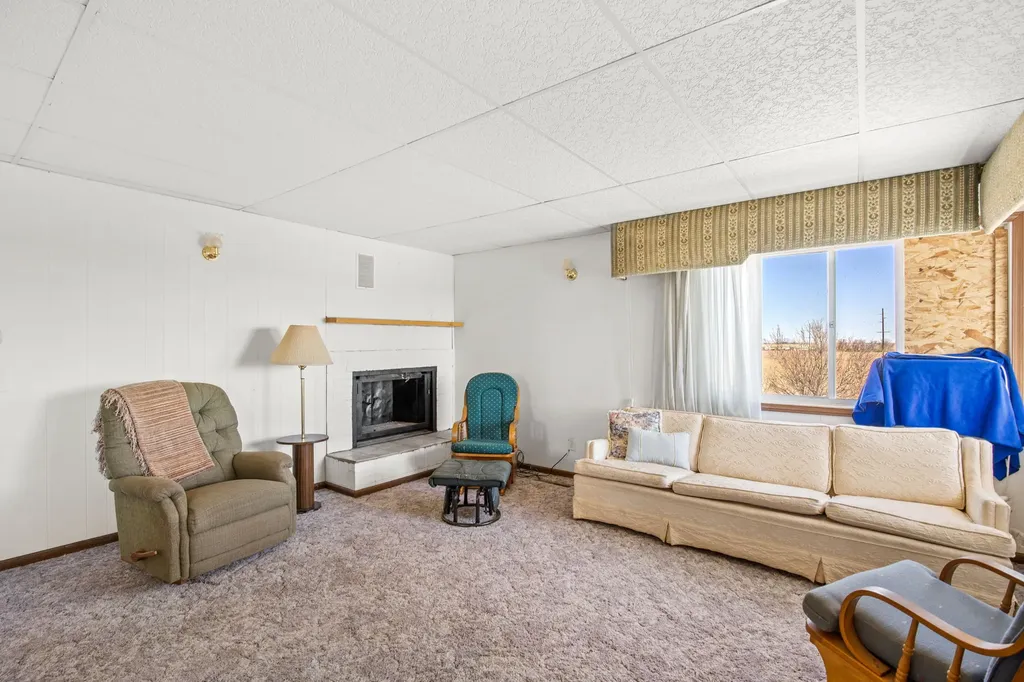 4350 Mt Highway 223 Chester MT 59522
