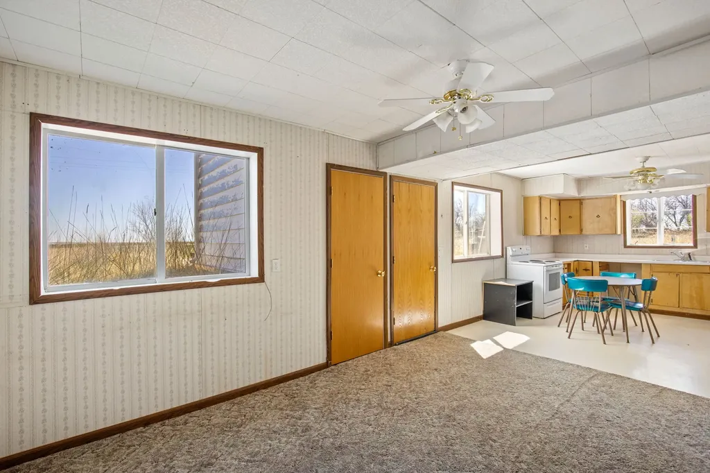 4350 Mt Highway 223 Chester MT 59522