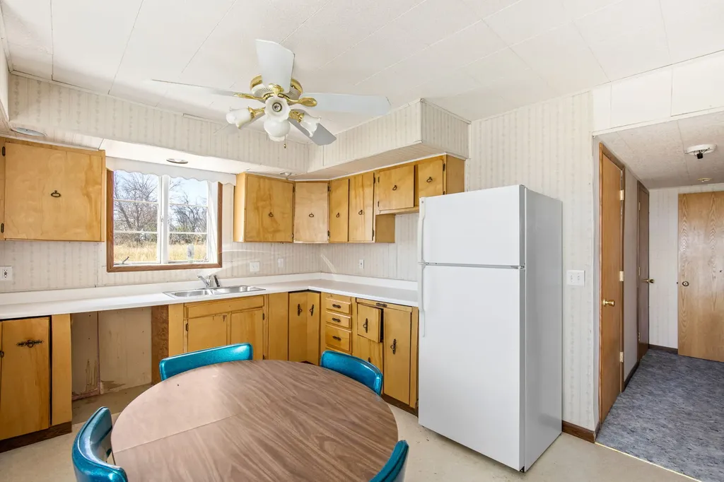 4350 Mt Highway 223 Chester MT 59522