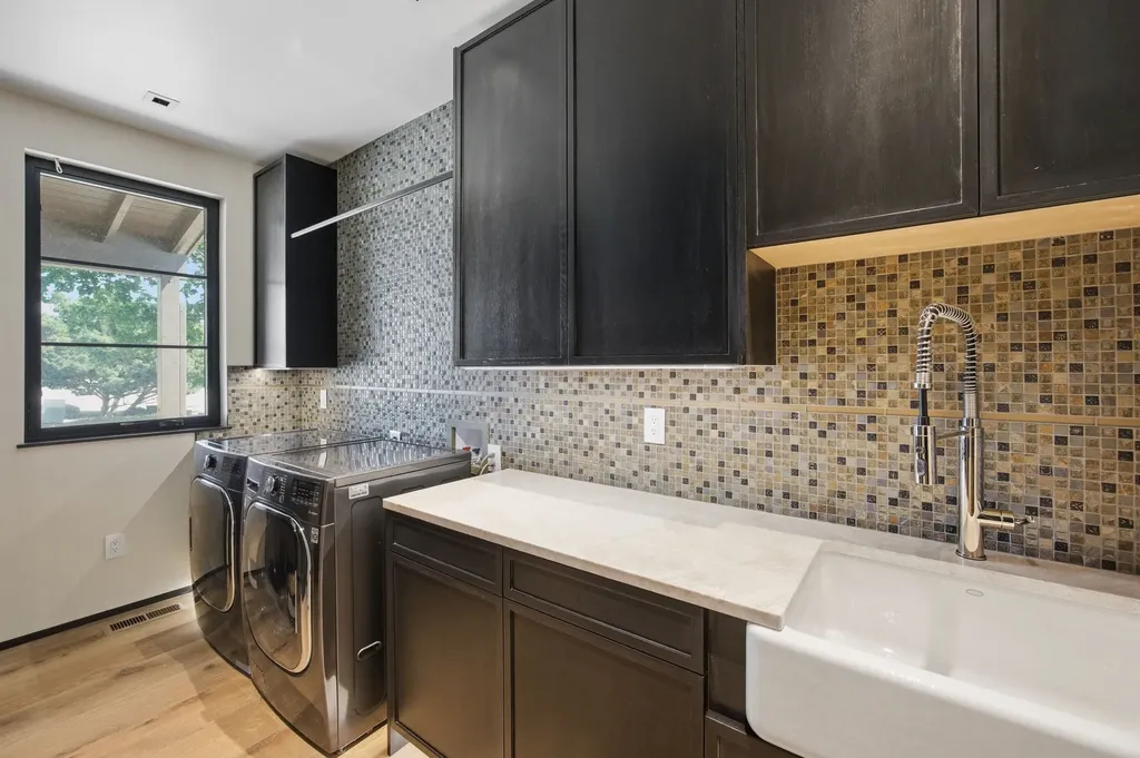 131 Eastside Highway Hamilton MT 59840