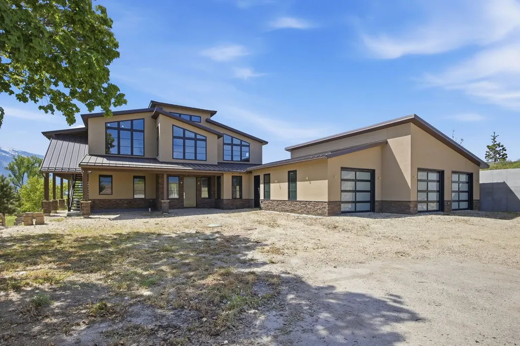 131 Eastside Highway Hamilton MT 59840
