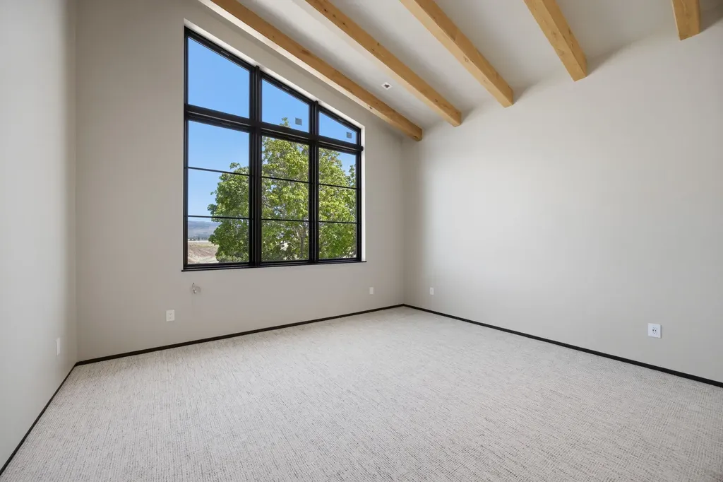 131 Eastside Highway Hamilton MT 59840