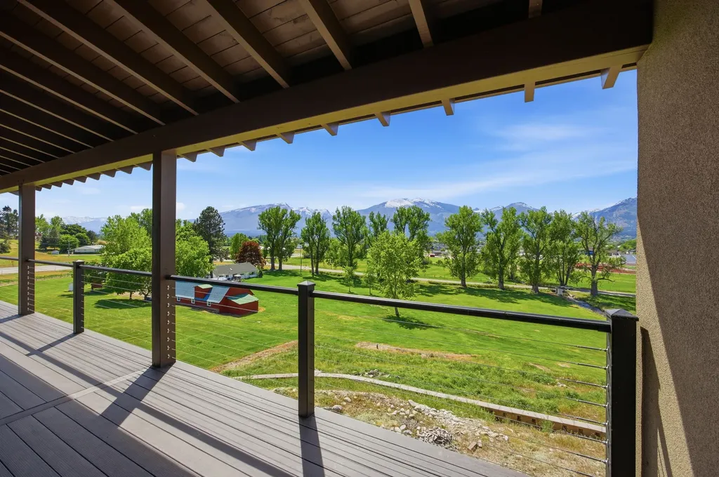 131 Eastside Highway Hamilton MT 59840