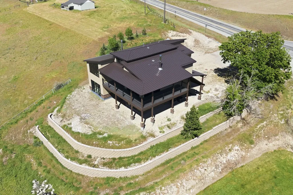 131 Eastside Highway Hamilton MT 59840