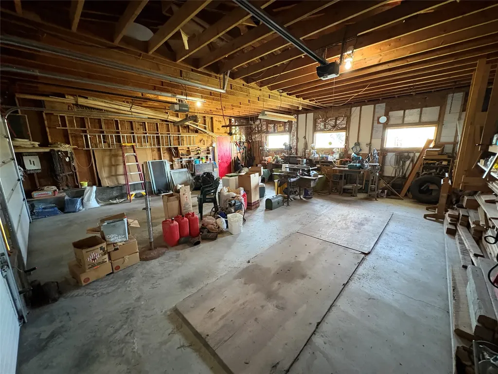 11 Hoover Road Drummond MT 59832