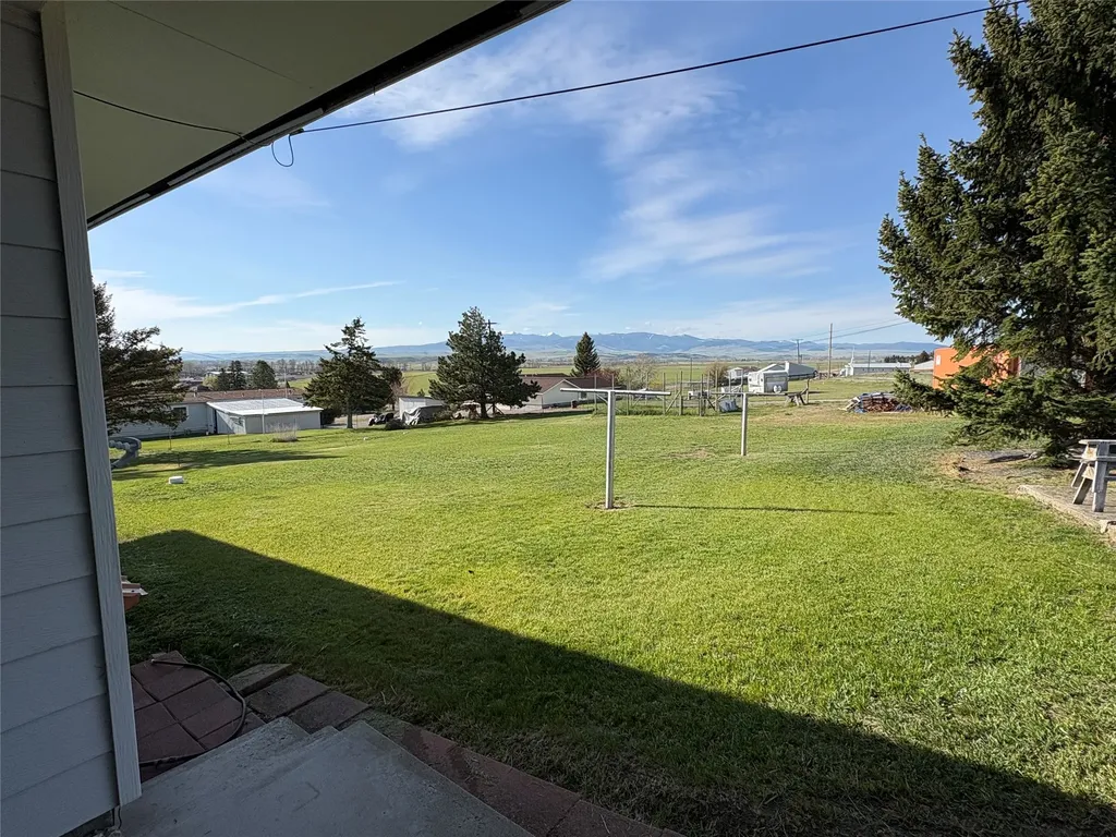 11 Hoover Road Drummond MT 59832