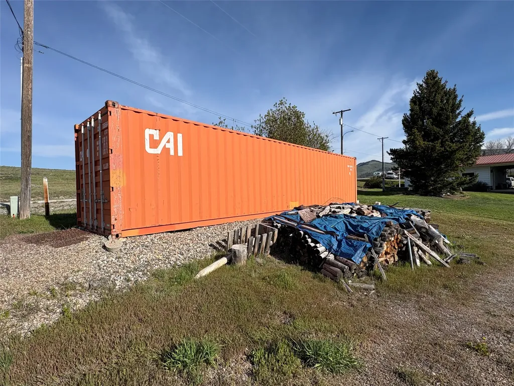 11 Hoover Road Drummond MT 59832