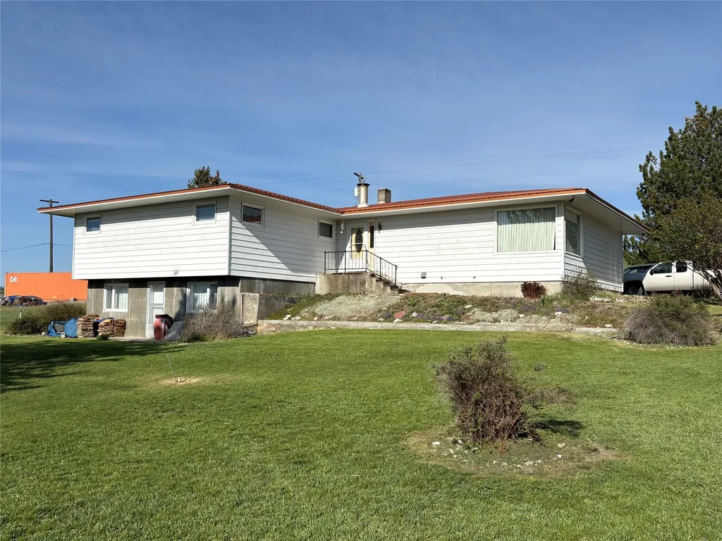 11 Hoover Road Drummond MT 59832