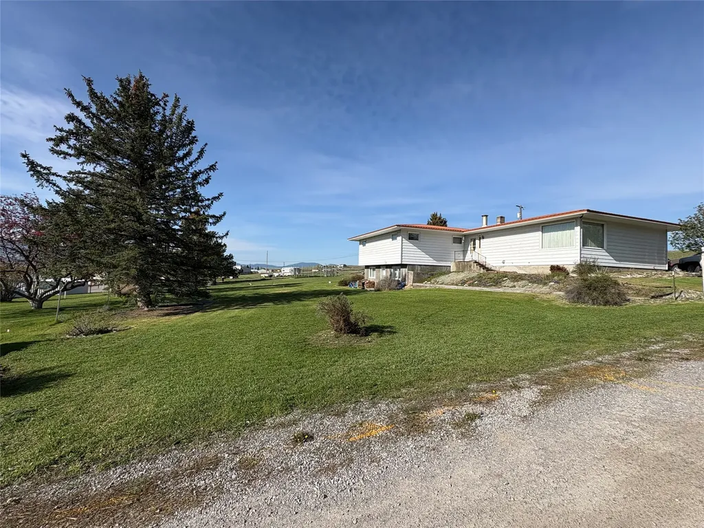 11 Hoover Road Drummond MT 59832