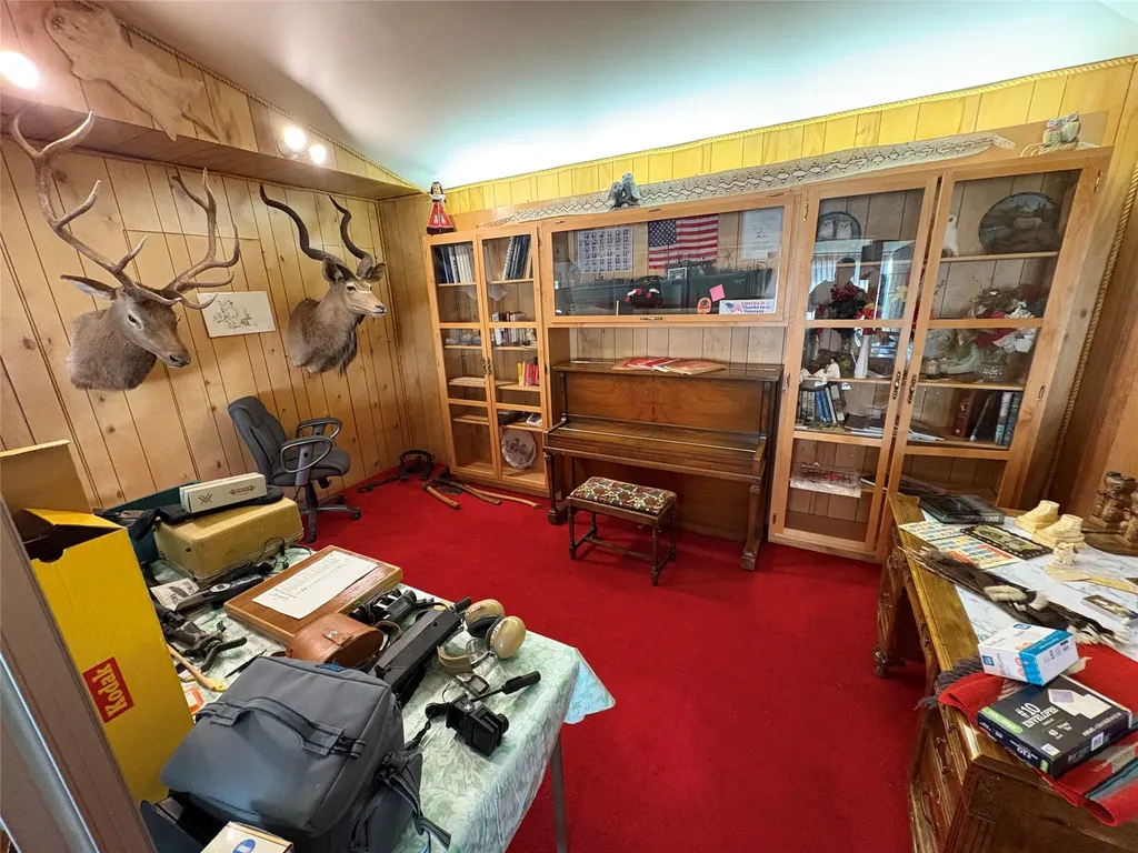 11 Hoover Road Drummond MT 59832