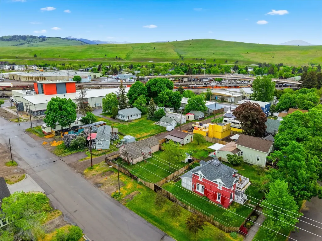 1112 Shakespeare Street Missoula MT 59802