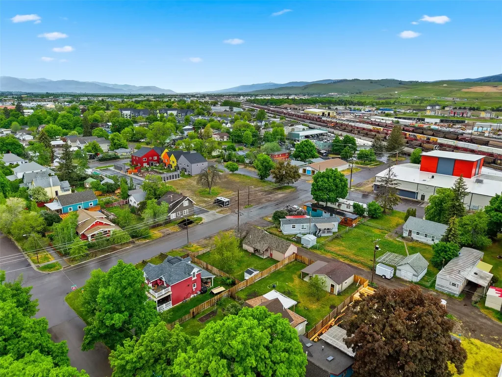 1112 Shakespeare Street Missoula MT 59802