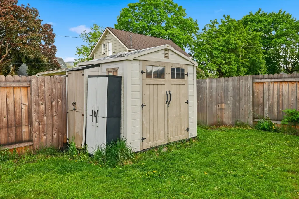 1112 Shakespeare Street Missoula MT 59802