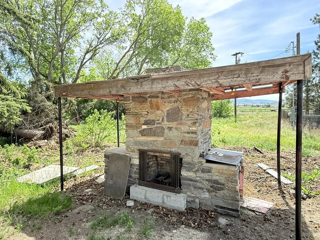 658 Us Highway 93 S Hamilton MT 59840