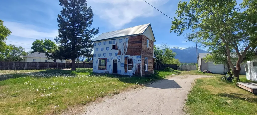 213-219 Charlos Street Stevensville MT 59870