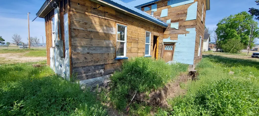 213-219 Charlos Street Stevensville MT 59870