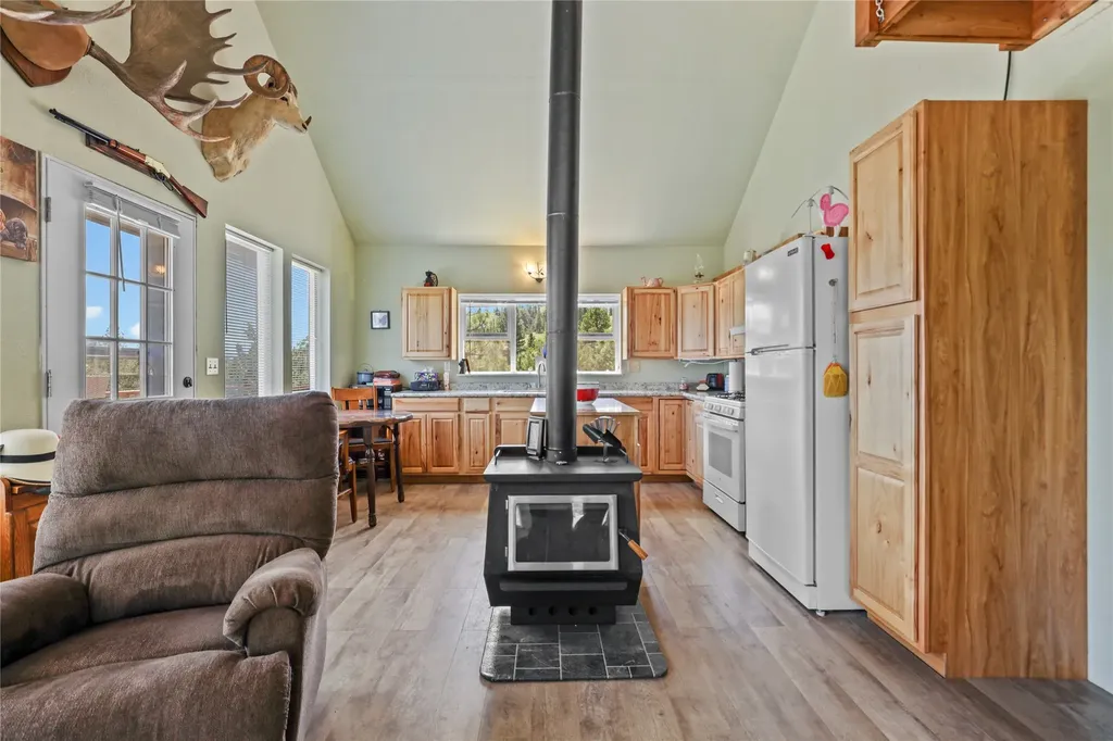 365 Prewett Creek Lane Cascade MT 59421