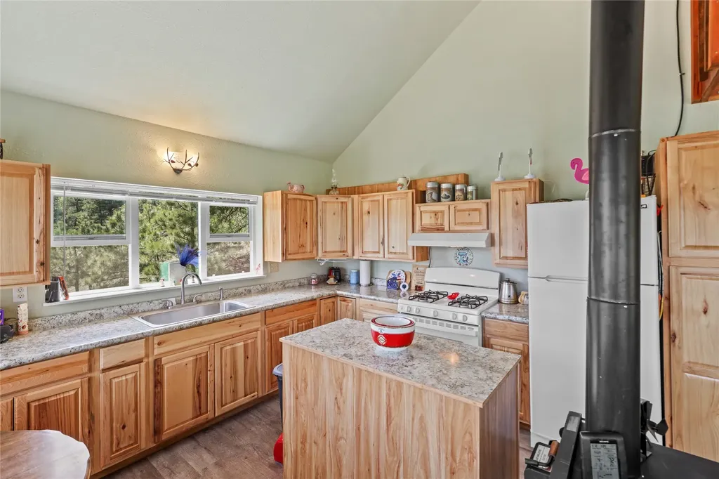 365 Prewett Creek Lane Cascade MT 59421