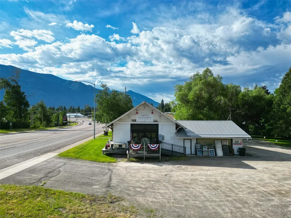 8 Us Hwy 2 E Columbia Falls MT 59912