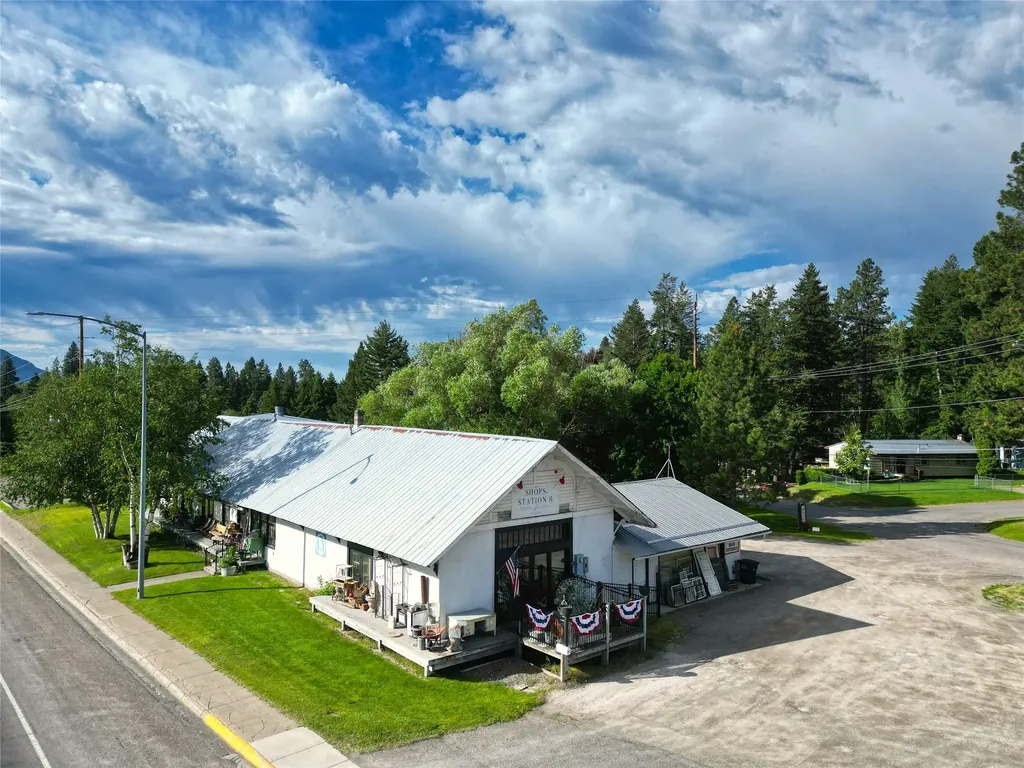 8 Us Hwy 2 E Columbia Falls MT 59912