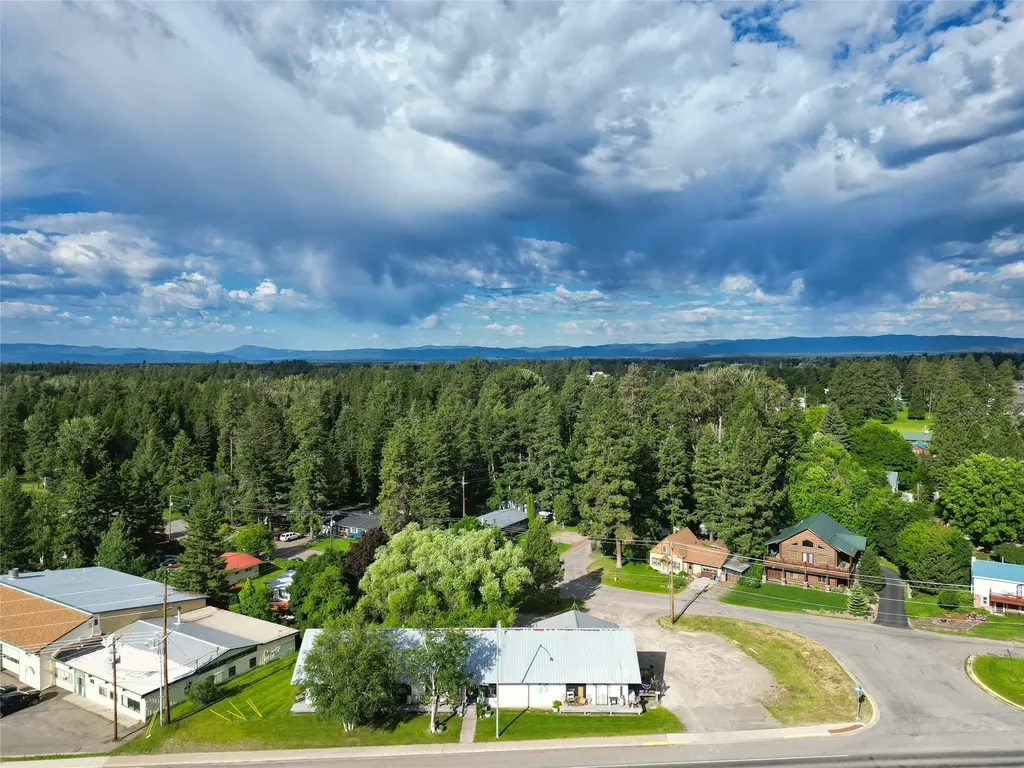 8 Us Hwy 2 E Columbia Falls MT 59912