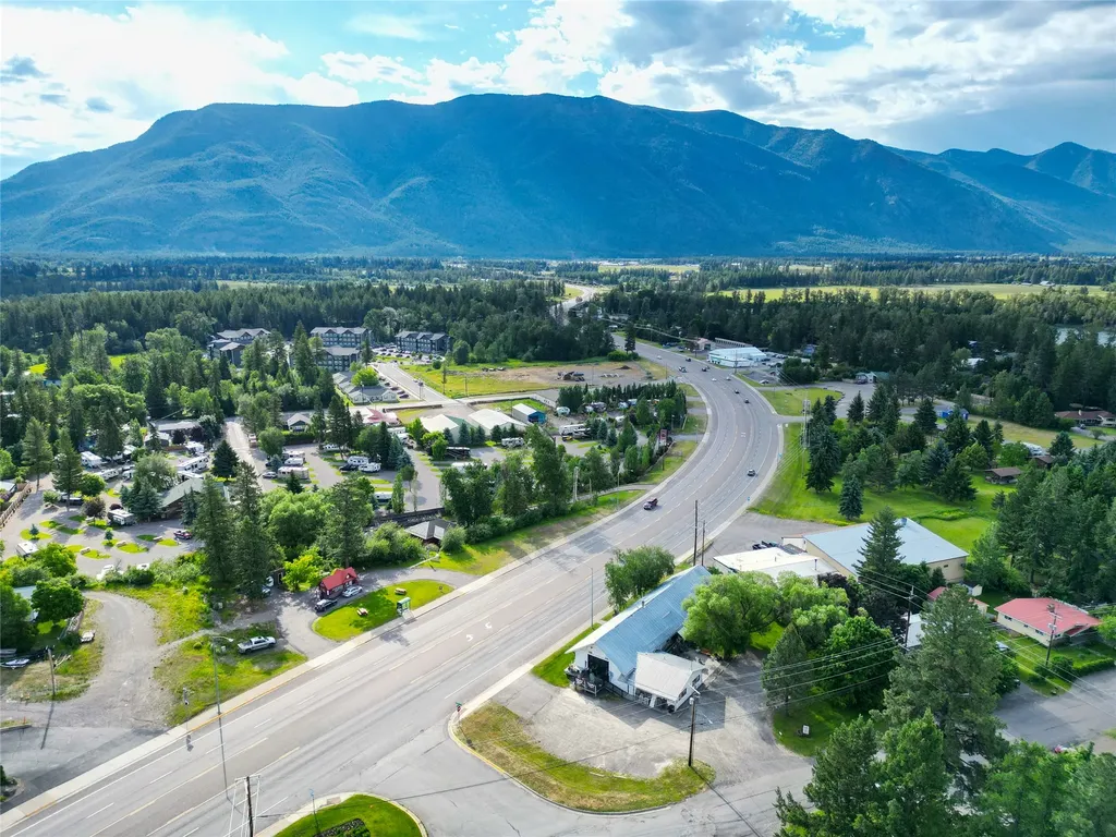 8 Us Hwy 2 E Columbia Falls MT 59912