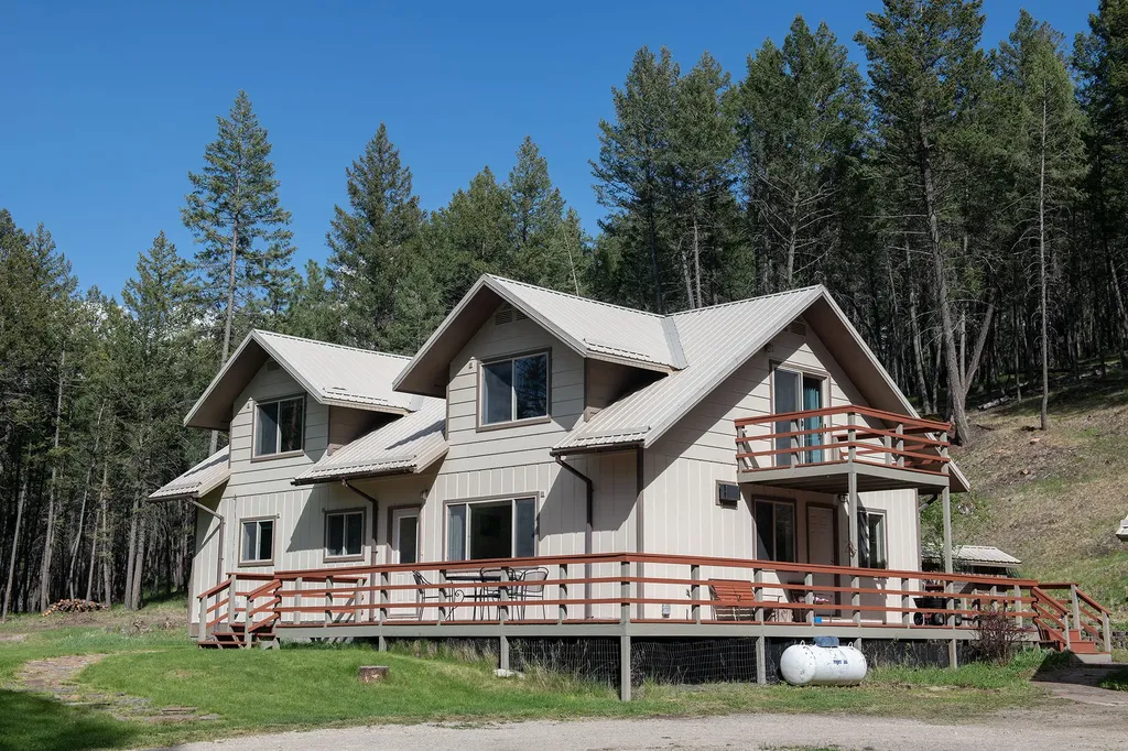 877 Koocanusa Estates Drive Eureka MT 59917