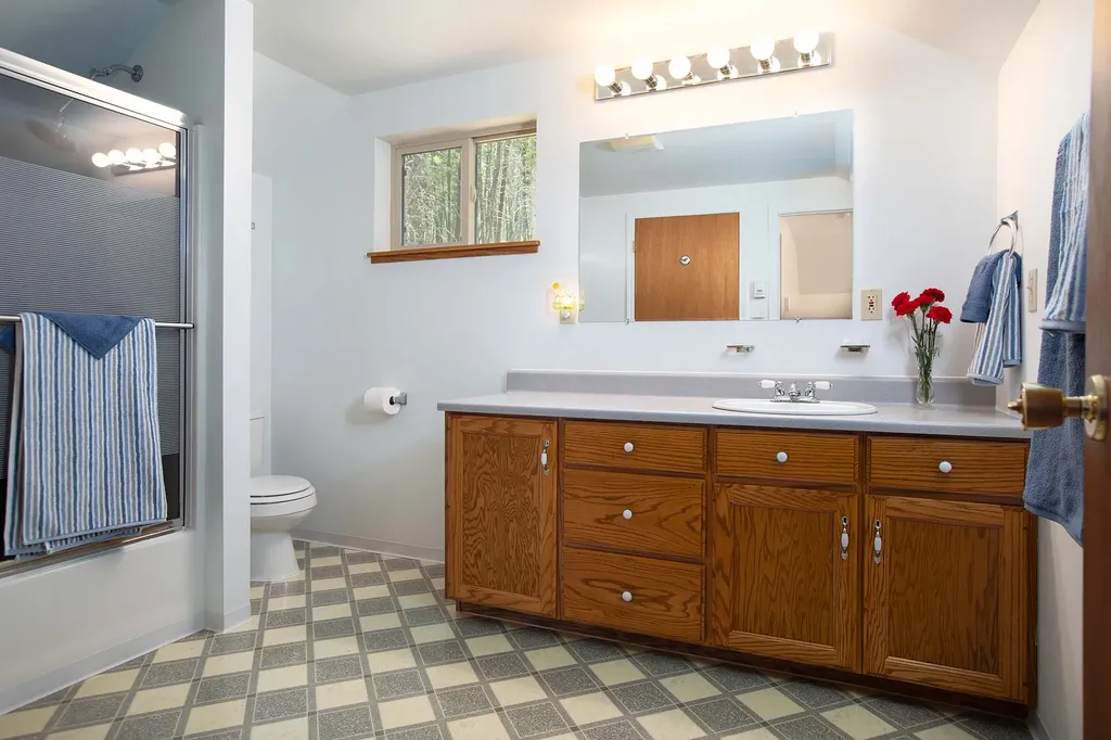 877 Koocanusa Estates Drive Eureka MT 59917