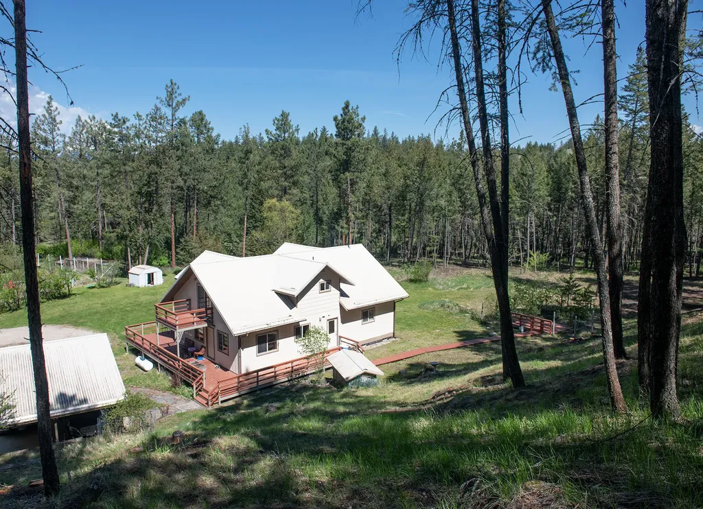 877 Koocanusa Estates Drive Eureka MT 59917