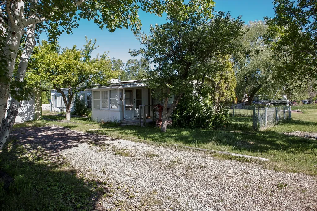 610 3rd Avenue SW Choteau MT 59422