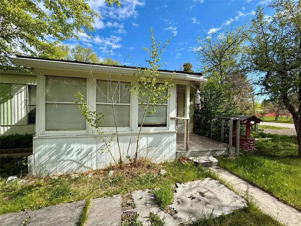 610 3rd Avenue SW Choteau MT 59422