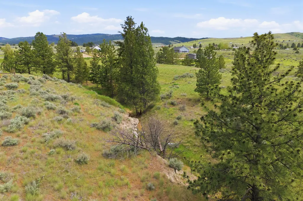 4033 Sunnyside Cemetery Road Stevensville MT 59870