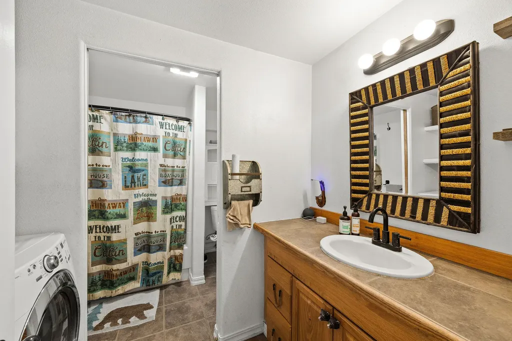 1424 Bierney Creek Road Lakeside MT 59922