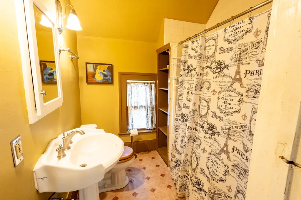 663 N Warren Street Helena MT 59601