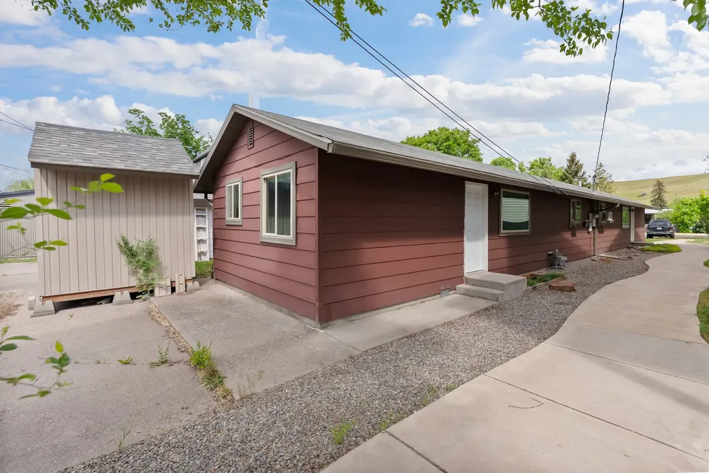 915 Charlo Street Missoula MT 59802