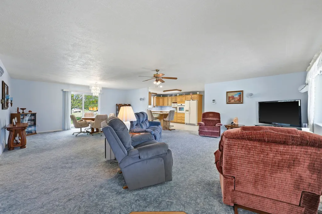 2120 Drift Water Way Columbia Falls MT 59912