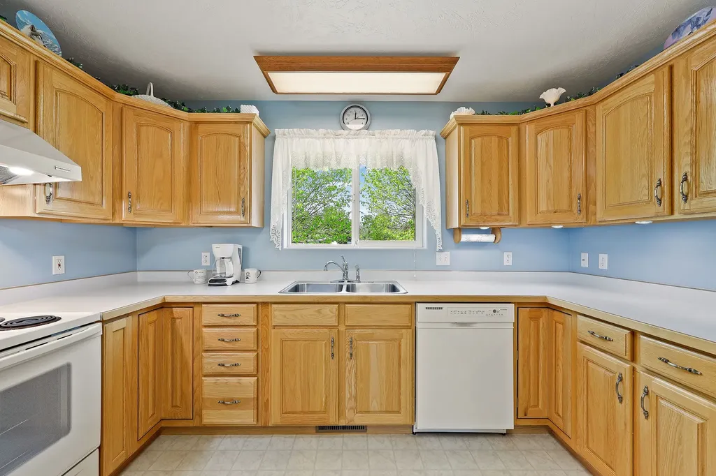2120 Drift Water Way Columbia Falls MT 59912