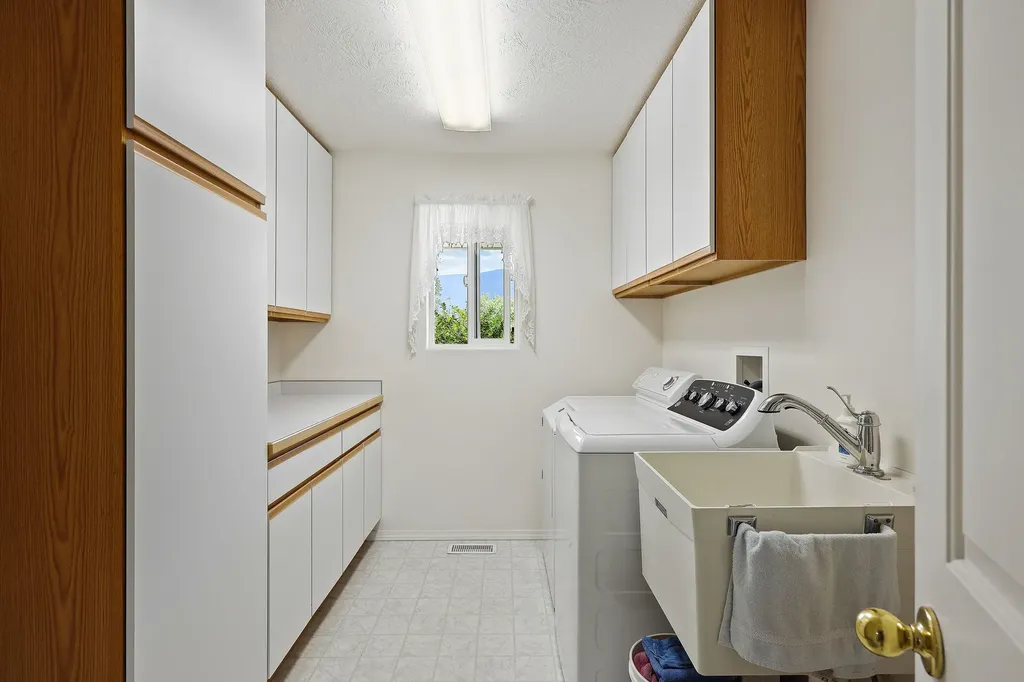 2120 Drift Water Way Columbia Falls MT 59912