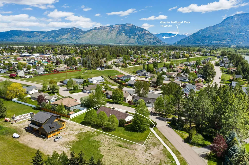 2120 Drift Water Way Columbia Falls MT 59912