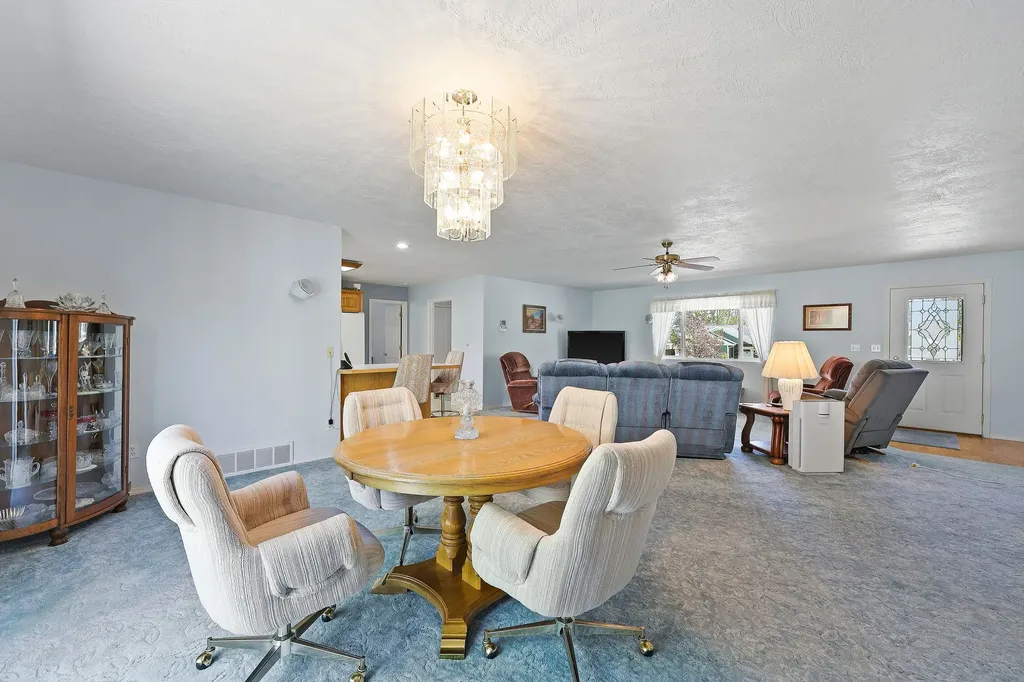 2120 Drift Water Way Columbia Falls MT 59912