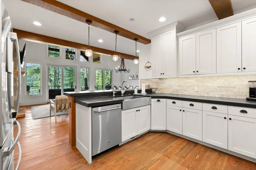 715 Lm Beach Lane Whitefish MT 59937