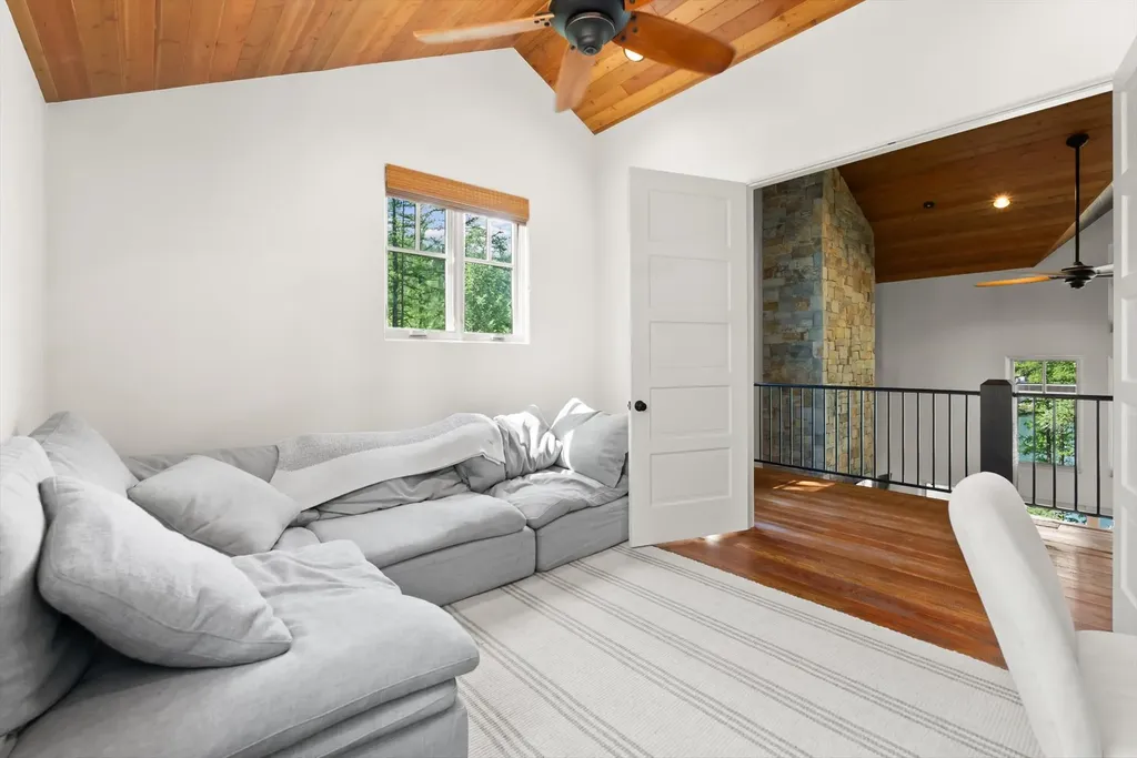 715 Lm Beach Lane Whitefish MT 59937