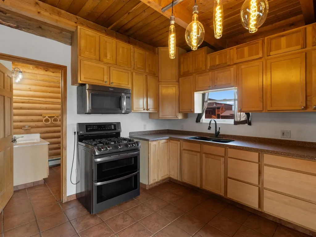 77300 Gallatin Road Bozeman MT 59718