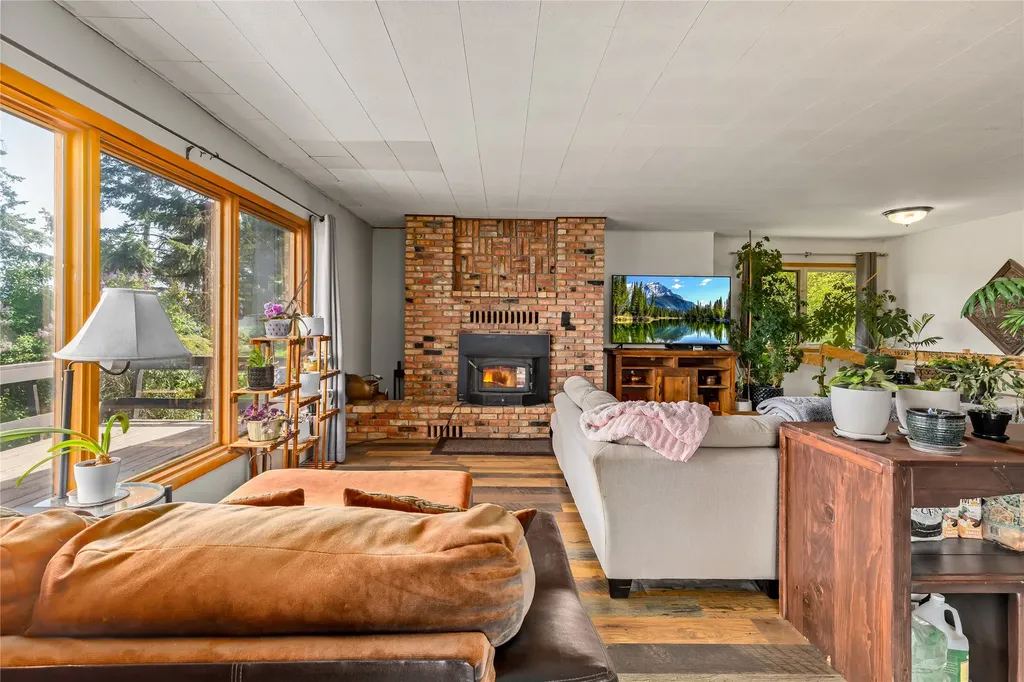 203 Rimini Road Lakeside MT 59922