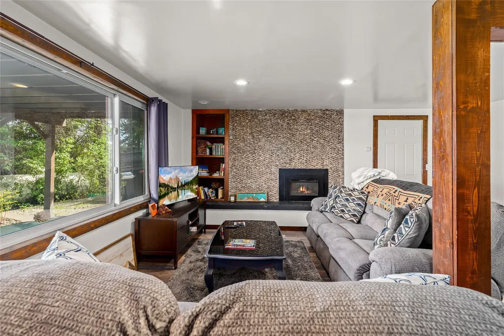 203 Rimini Road Lakeside MT 59922